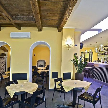 Nuovo Bar Centrale グラヴェドーナ エクステリア 写真
