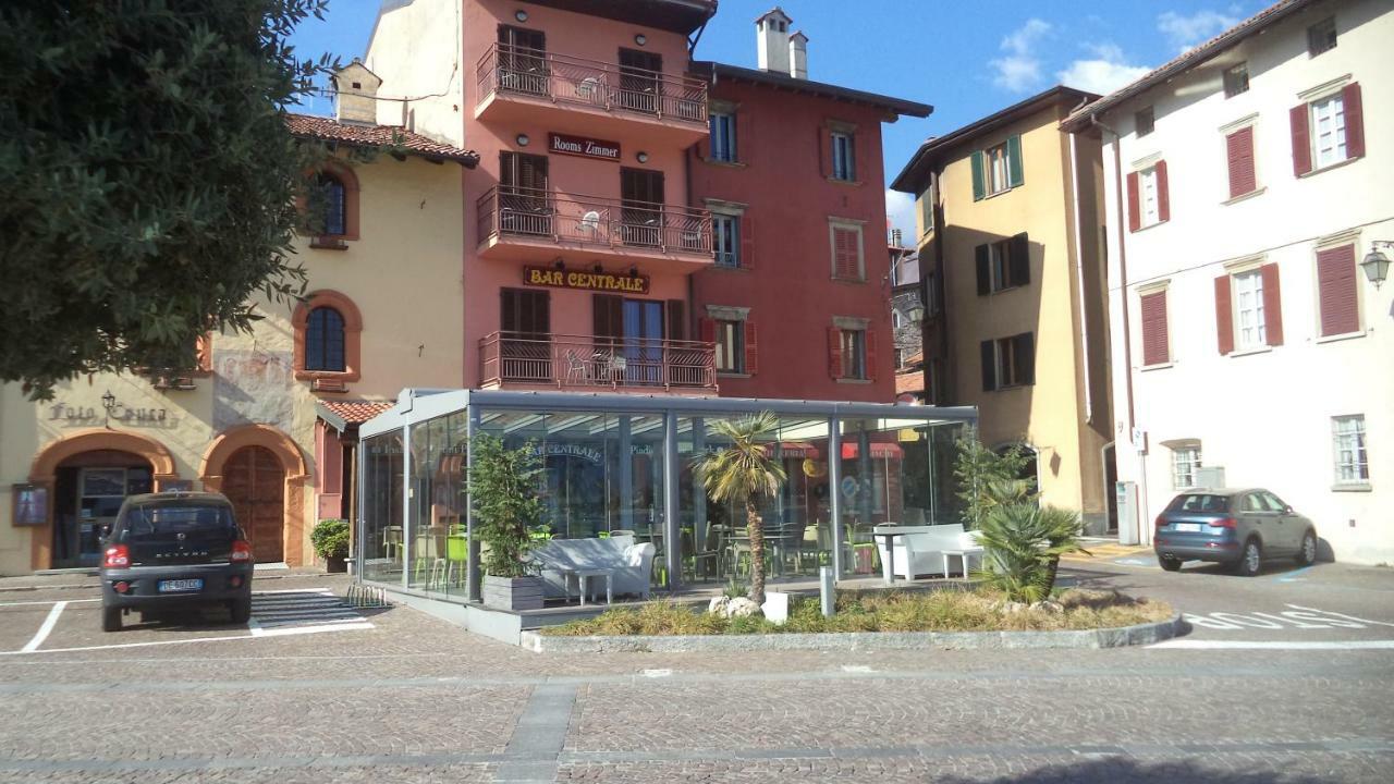Nuovo Bar Centrale グラヴェドーナ エクステリア 写真